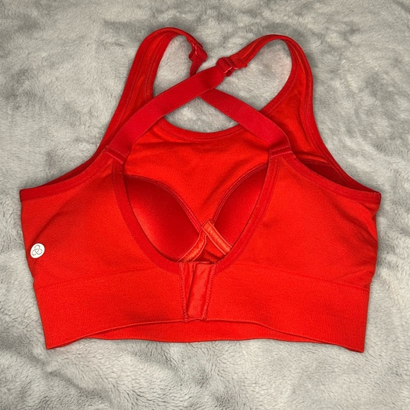 Zella Adjustable Sports Bra - Picture 2 of 5